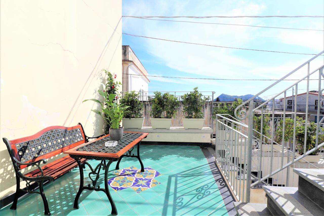 Mary'S Apartments - De Vivo Realty Massa Lubrense Ngoại thất bức ảnh