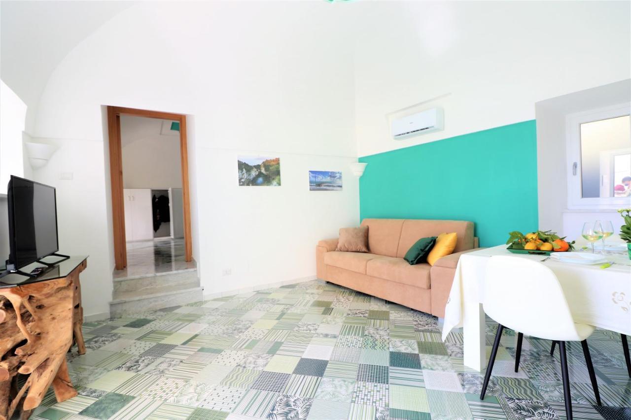 Mary'S Apartments - De Vivo Realty Massa Lubrense Ngoại thất bức ảnh
