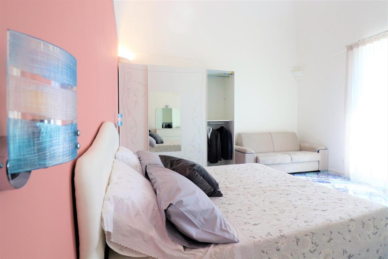 Mary'S Apartments - De Vivo Realty Massa Lubrense Ngoại thất bức ảnh