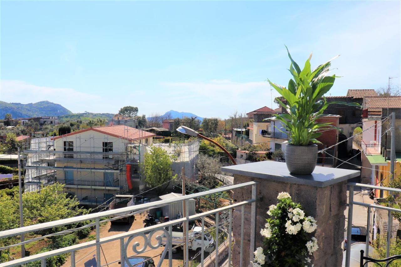 Mary'S Apartments - De Vivo Realty Massa Lubrense Ngoại thất bức ảnh